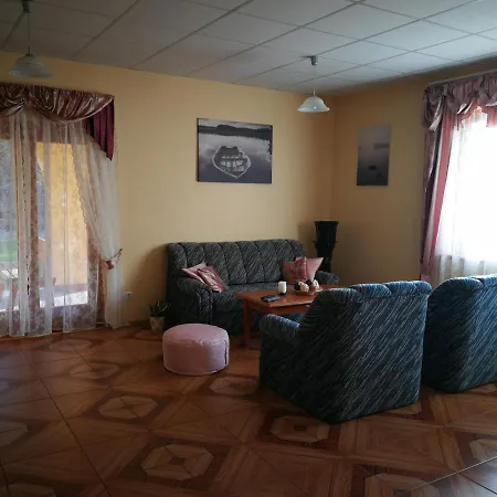 Centrál